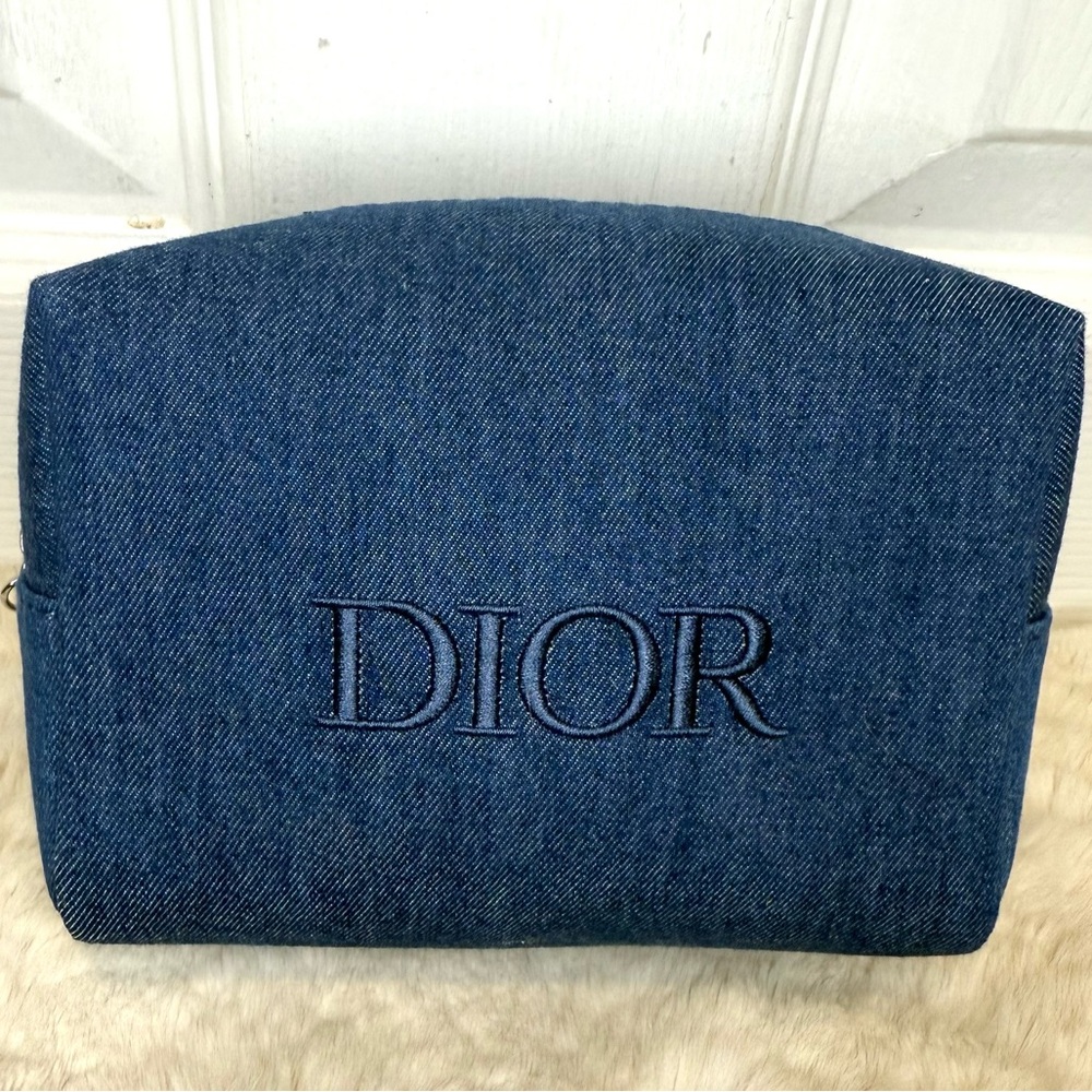 DIOR 2024 COSMETIC BEAUTY POUCH MAKEUP DEMIM BLUE BAG WITH STAR ZIPPER PULL - Picture 3 of 15